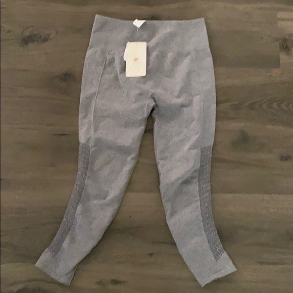 **New with tags Fabletics leggings ** - Picture 1 of 3